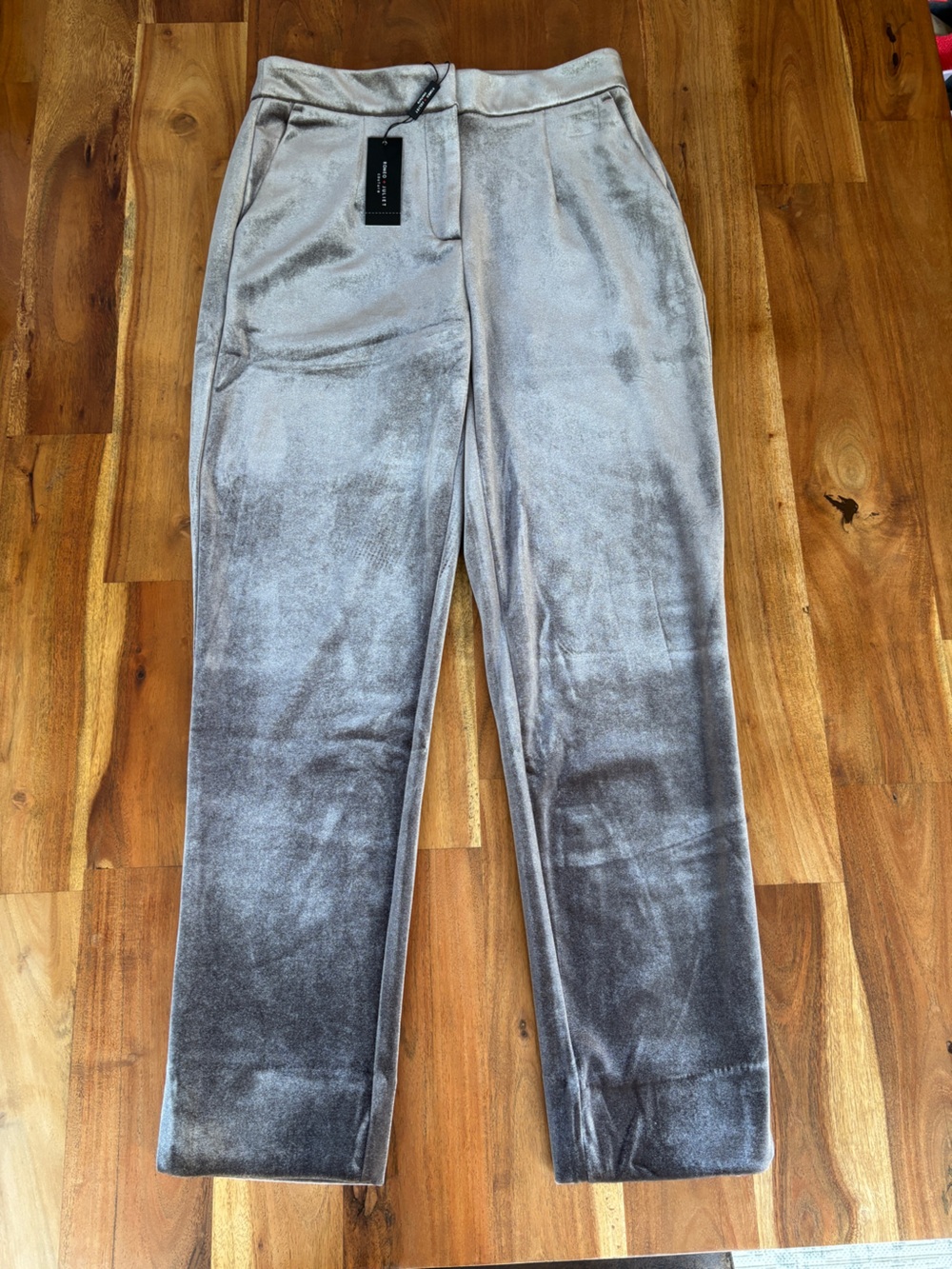 Romeo + Juliet Couture Charcoal Velvet Velour Straight Leg Pants NWT - Size M